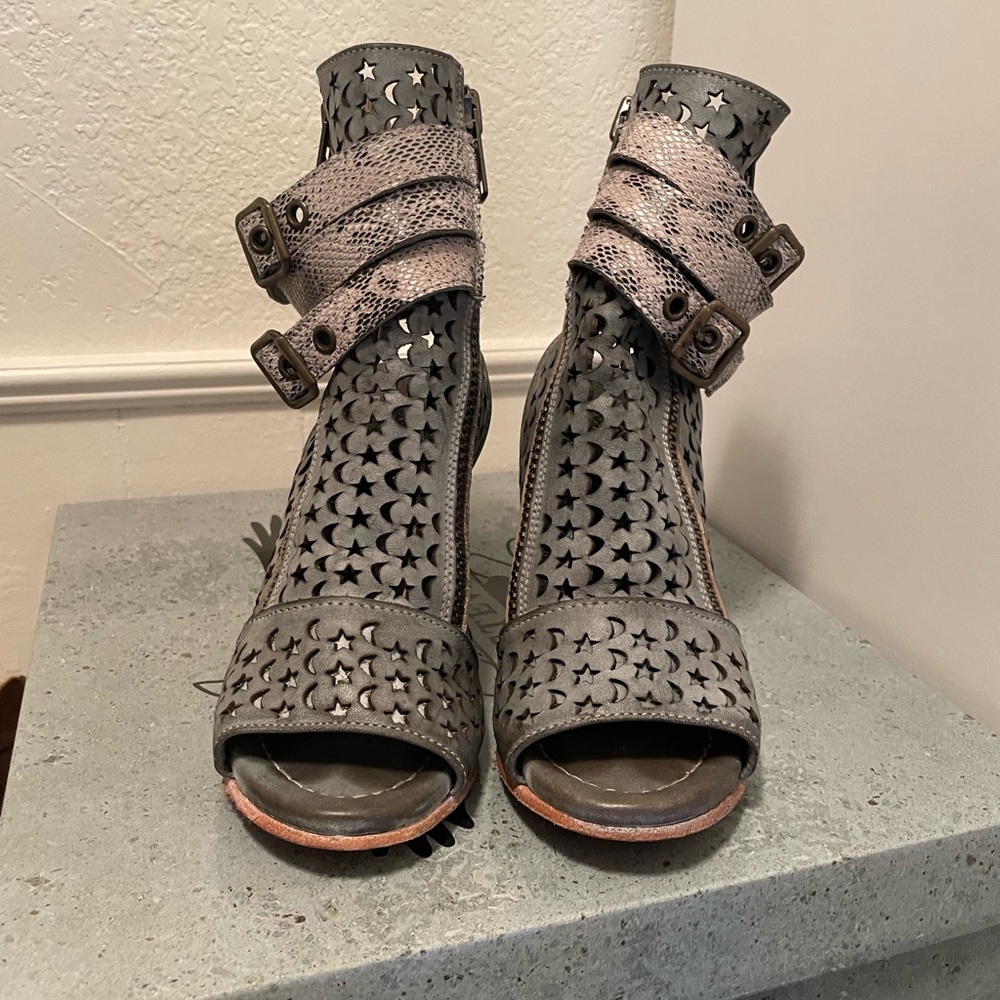 Freebird Teresa Heeled Booties